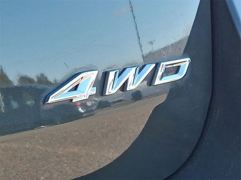 Used 2022 Ford Explorer XLT w/ Equipment Group 202A image 30