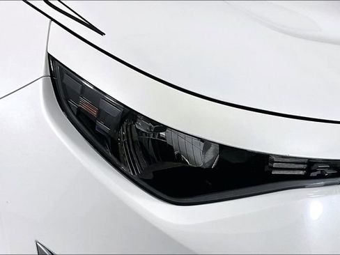 Certified 2024 Kia Soul LX FWD image 29