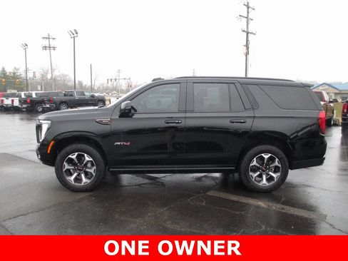 Used 2025 GMC Yukon AT4 Ultimate image 9
