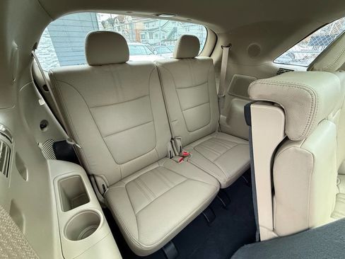 Used 2013 Kia Sorento EX w/ EX V6 Premium Pkg image 14