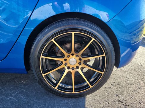 Used 2017 Hyundai Elantra GT image 8