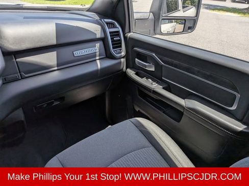 Used 2024 RAM 2500 Big Horn w/ Night Edition AWD/4WD image 16