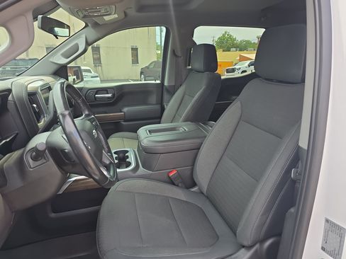 Used 2019 Chevrolet Silverado 1500 LT Trail Boss AWD/4WD image 15