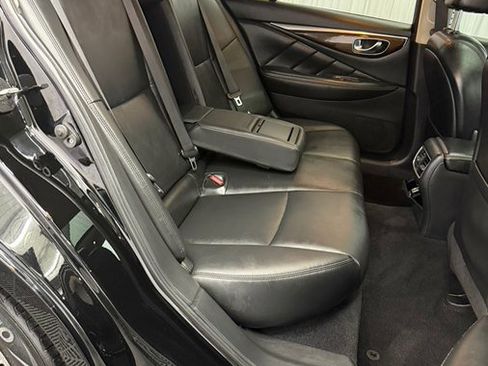 Used 2018 INFINITI Q50 Luxe w/ Cargo Package (L95) AWD/4WD image 19