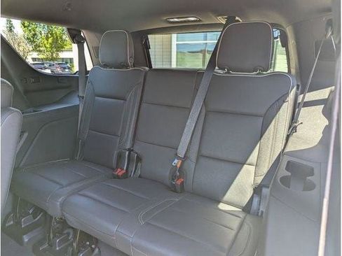 Used 2023 Chevrolet Tahoe Premier w/ Advanced Technology Package AWD/4WD image 75
