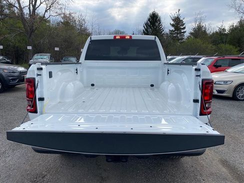 New 2026 RAM 2500 Big Horn AWD/4WD image 14