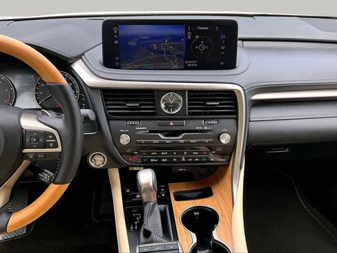 Used 2022 Lexus RX 350L FWD w/ Premium Package image 7