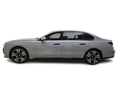 Used 2025 BMW 760i xDrive 760i xDrive image 12