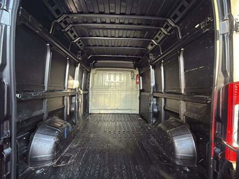 Used 2020 RAM ProMaster 2500 image 16