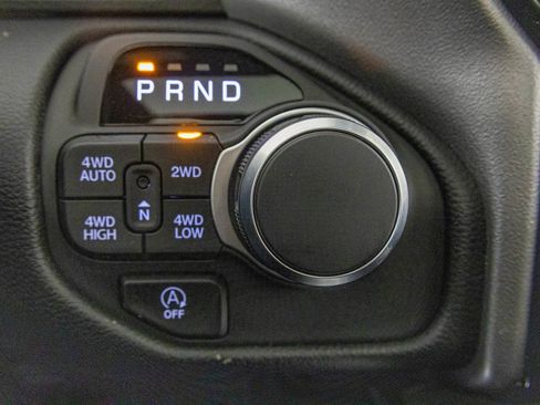 New 2026 RAM 1500 4x4 Crew Cab image 28