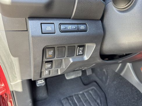 Used 2023 Nissan Frontier Pro-X w/ Pro-X Premium Package image 18