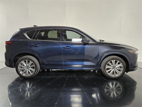 Used 2022 MAZDA CX-5 Signature image 7