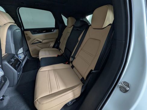 New 2026 Porsche Cayenne AWD/4WD image 24
