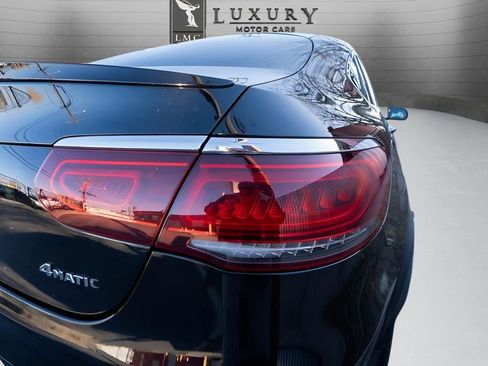 Used 2023 Mercedes-Benz GLC 300 4MATIC Coupe image 9