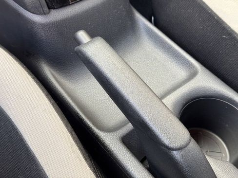 Used 2021 Nissan Versa SV image 20