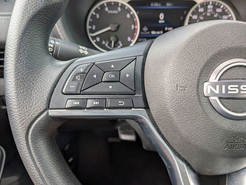 Certified 2025 Nissan Sentra SV FWD image 20