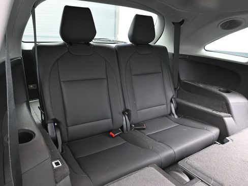 Used 2016 Acura MDX FWD w/ Tech & Entertainment image 18