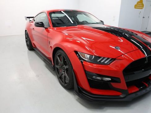 Used 2022 Ford Mustang Shelby GT500 w/ Carbon Fiber Track Pack RWD image 67