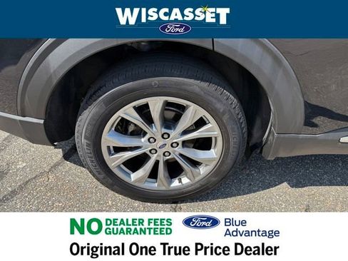 Certified 2022 Ford Explorer Limited w/ Equipment Group 301A image 32