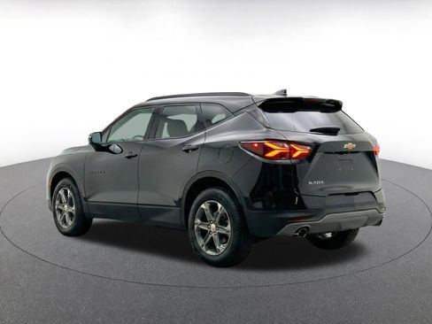 Used 2025 Chevrolet Blazer LT FWD image 8