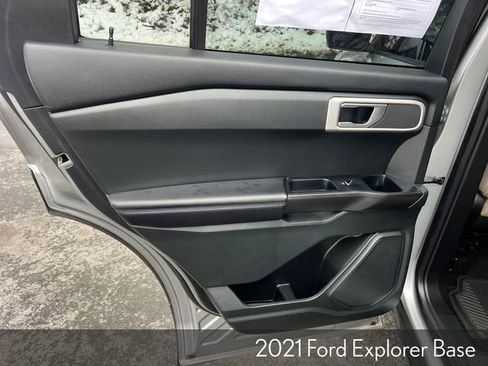 Used 2021 Ford Explorer 4WD image 23