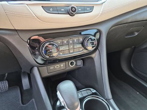 Used 2023 Buick Encore GX Select FWD image 27