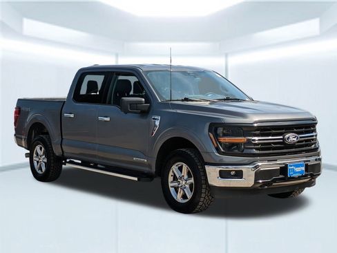 Used 2024 Ford F150 XLT w/ Mobile Office Package image 8
