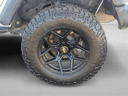 Used 2020 Jeep Wrangler Unlimited Sport S image 23