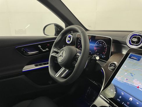 New 2026 Mercedes-Benz GLC 300 4MATIC image 10
