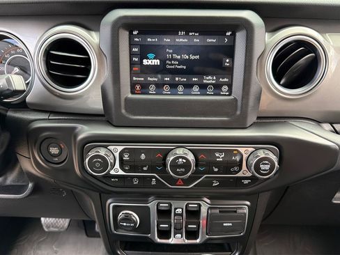 Used 2021 Jeep Wrangler Unlimited Sahara w/ Cold Weather Group AWD/4WD image 13