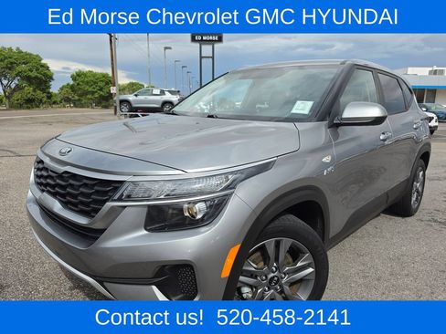 Used 2021 Kia Seltos LX AWD/4WD image 1