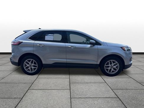 Used 2023 Ford Edge SEL w/ Convenience Package AWD/4WD image 6