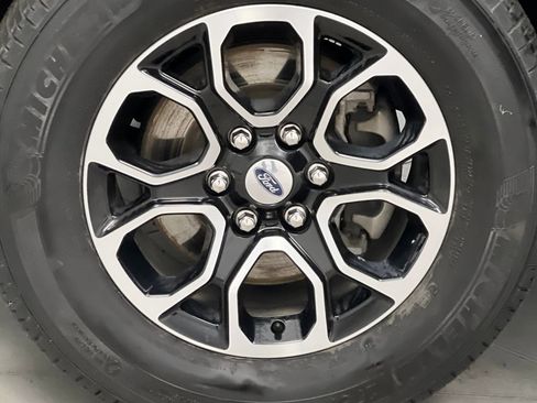 Used 2024 Ford Expedition Max XLT image 78