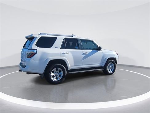 Used 2018 Toyota 4Runner SR5 image 8