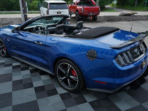 Used 2017 Ford Mustang GT Premium w/ Equipment Group 401A RWD image 9
