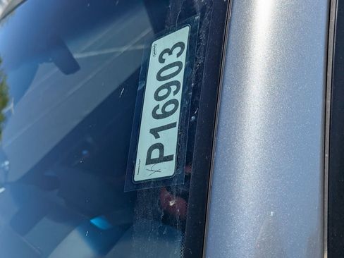 Used 2023 Lexus GX 460 Luxury w/ Sport Design Package image 12