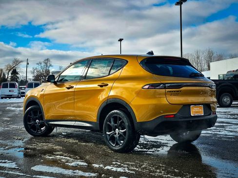 Used 2024 Dodge Hornet GT w/ GT Blacktop Package image 5