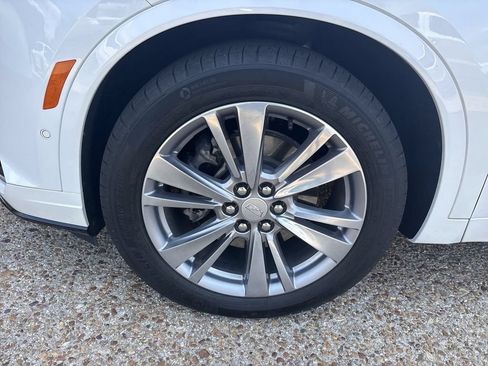 Certified 2024 Cadillac XT6 Premium Luxury w/ Technology Package FWD image 34