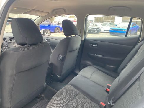 Used 2015 Nissan Leaf S w/ Charge Package image 6