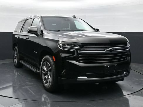 Used 2023 Chevrolet Tahoe LT w/ LT Signature Plus Package AWD/4WD image 4