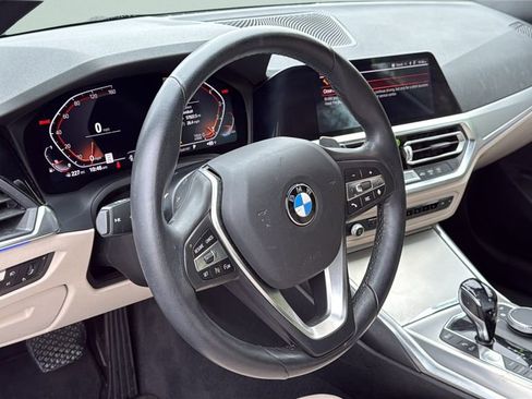 Used 2019 BMW 330i Sedan w/ Convenience Package image 17