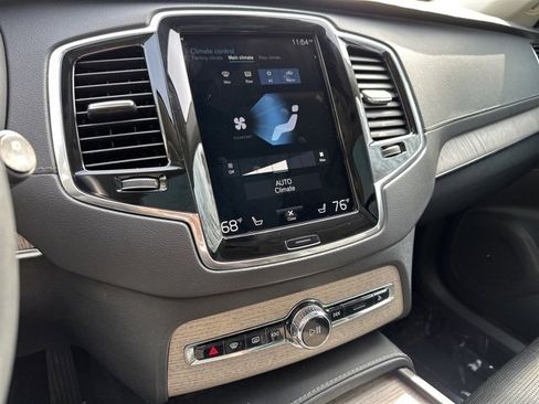 Used 2021 Volvo XC90 T6 Inscription w/ Climate Package image 21