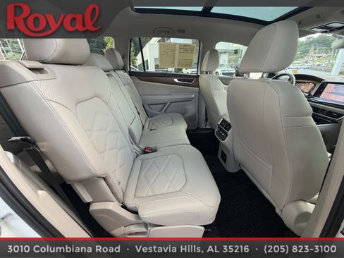 Certified 2026 Volkswagen Atlas SE w/ Panoramic Sunroof Package FWD image 11