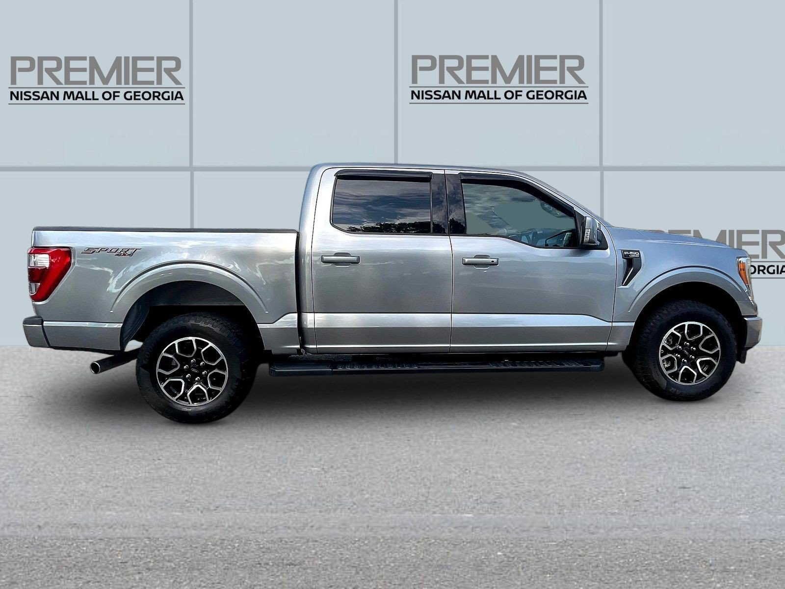 Used 2022 Ford F150 Lariat AWD/4WD image 8