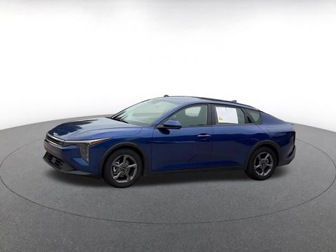 Used 2025 Kia K4 FWD image 8