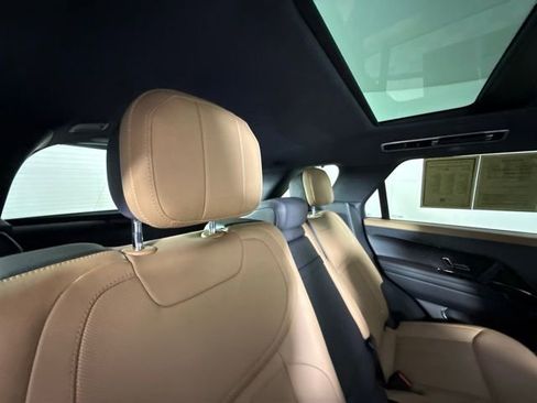 Used 2023 Land Rover Range Rover Sport SE Dynamic image 26