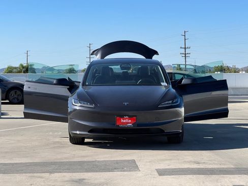 Used 2025 Tesla Model 3 RWD image 26