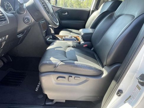 Used 2023 Nissan Armada SL w/ Captain's Chairs Package image 15