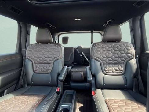 Used 2026 Nissan Armada Platinum AWD/4WD image 20