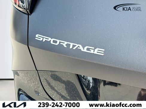 New 2026 Kia Sportage SX image 11